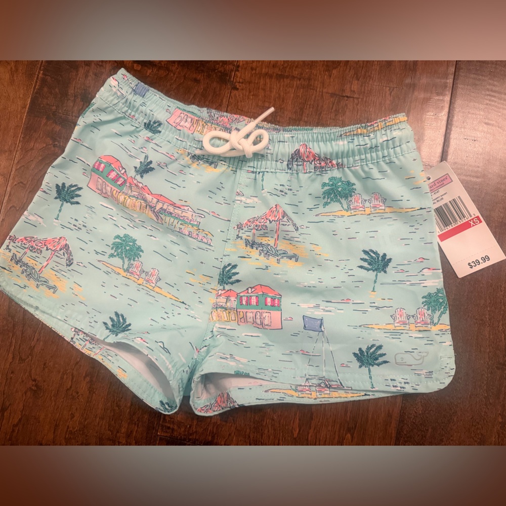 Girls NWT VV SHORTS 💥